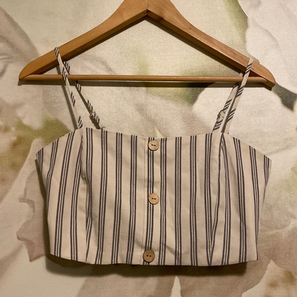 Cropped blouse